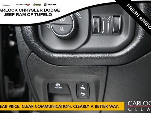 Used 2022 RAM 1500 Laramie AWD/4WD image 13