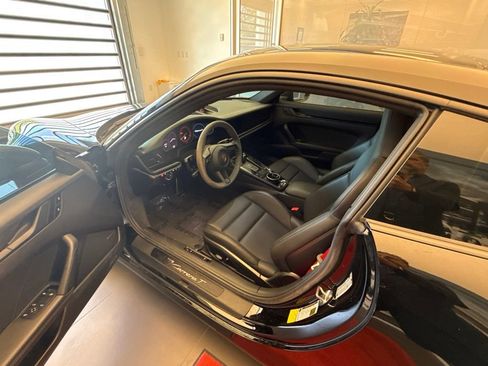 Used 2024 Porsche 911 Carrera T RWD image 8