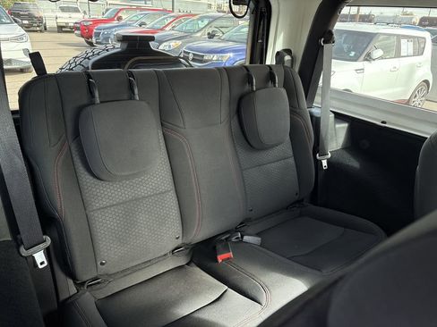 Used 2020 Jeep Wrangler Rubicon w/ Steel Bumper Group image 26