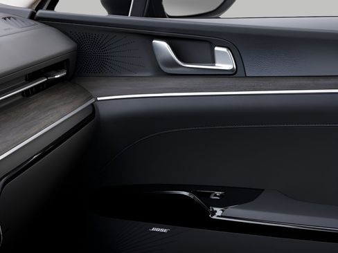 New 2026 Kia K5 EX image 25