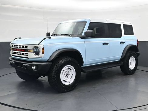 Used 2025 Ford Bronco Heritage Edition AWD/4WD image 9