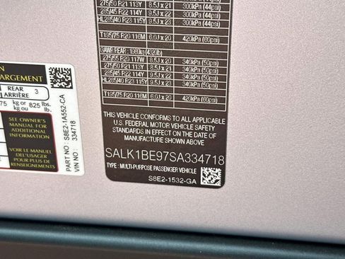 Used 2025 Land Rover Range Rover Long Wheelbase Autobiography AWD/4WD image 21
