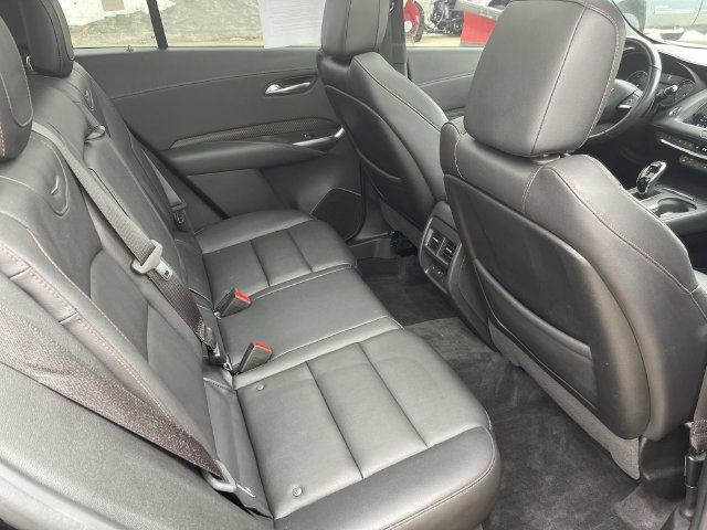 Used 2021 Cadillac XT4 Sport w/ Cold Weather Package AWD/4WD image 15
