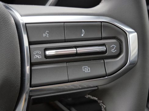 New 2026 GMC Canyon Elevation w/ Convenience Package image 47