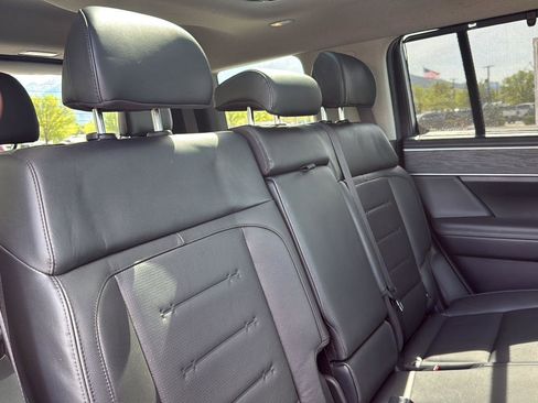 Used 2025 Hyundai Santa Fe Limited FWD image 37