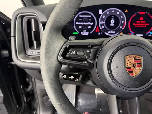 Certified 2026 Porsche Cayenne S AWD/4WD image 28