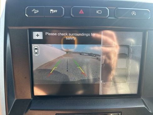 Used 2018 Ford F150 Lariat w/ Equipment Group 502A Luxury image 26