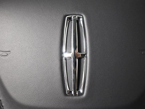 New 2026 Lincoln Aviator Reserve AWD/4WD image 35
