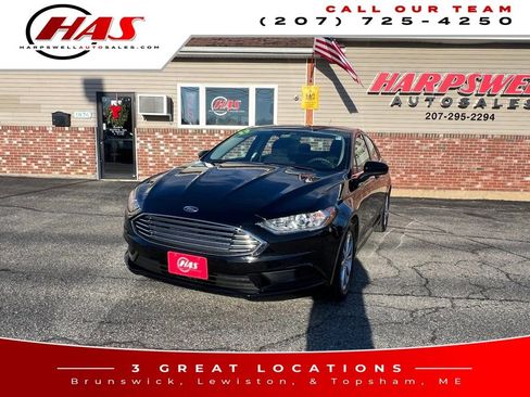 Used 2017 Ford Fusion SE w/ Fusion SE Technology Package image 1