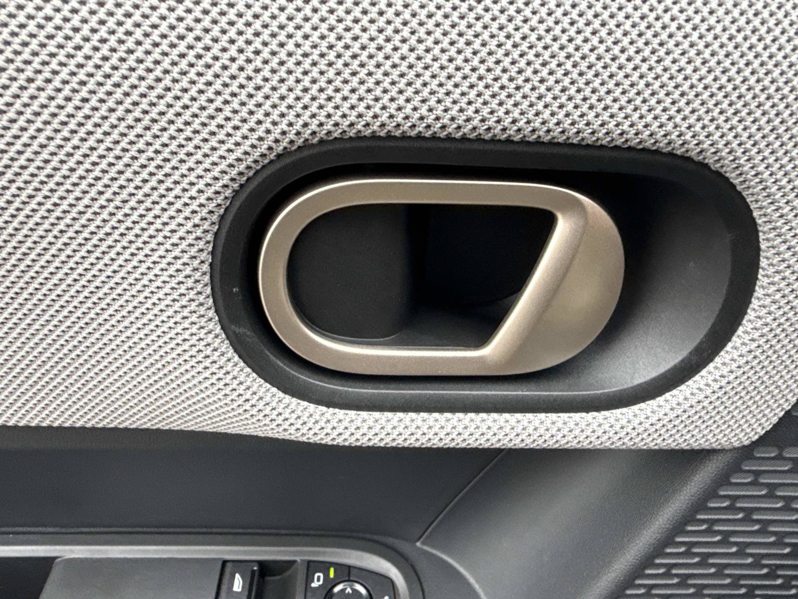 New 2027 MINI Cooper 2-Door Hardtop FWD image 13