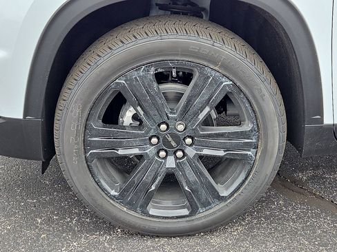 New 2026 GMC Acadia Elevation w/ Black Edition AWD/4WD image 7