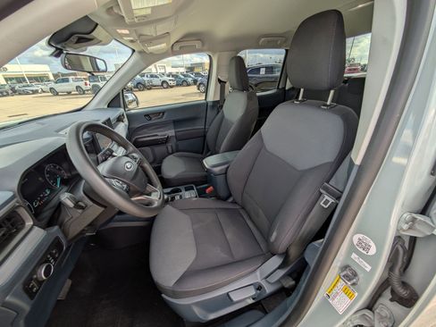 Used 2023 Ford Maverick XL image 15