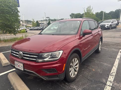 Used 2019 Volkswagen Tiguan S w/ 3rd Row Seat Package AWD/4WD image 2