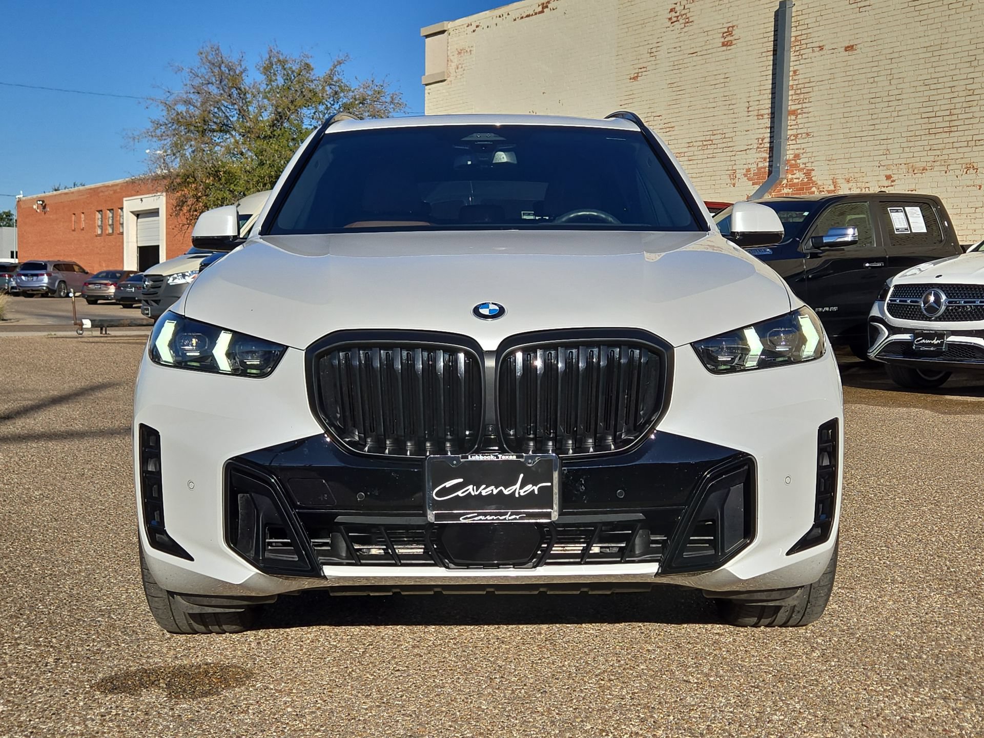 Used 2026 BMW X5 xDrive40i w/ M Sport Package AWD/4WD image 10