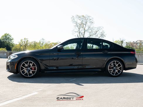 Used 2022 BMW 540i xDrive w/ M Sport Package image 2