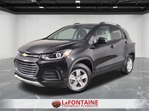 Certified 2022 Chevrolet Trax LT w/ LT Convenience Package image 1