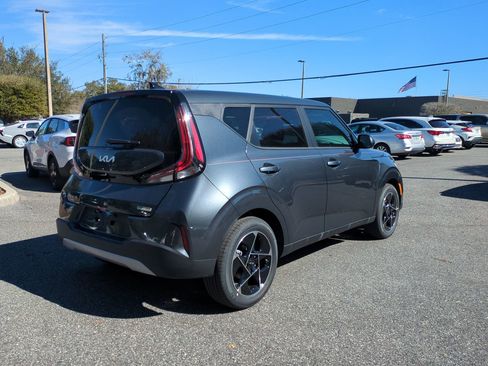 New 2025 Kia Soul EX image 4