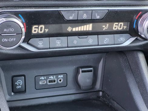 Used 2025 Nissan Sentra SV w/ All-Weather Package FWD image 18