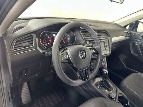 Used 2021 Volkswagen Tiguan S image 13