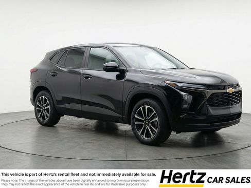 Used 2025 Chevrolet TrailBlazer LT image 1