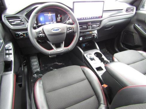 Used 2023 Ford Escape ST-Line w/ Tech Pack #1 image 2