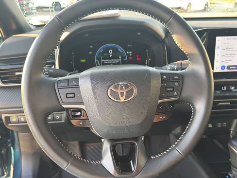 Certified 2025 Toyota Camry SE FWD image 20
