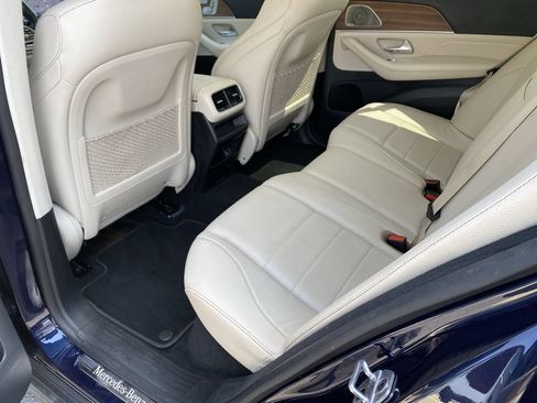 Used 2021 Mercedes-Benz GLE 350 4MATIC w/ Premium Package image 31