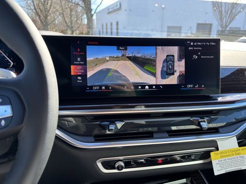 Used 2026 BMW X5 xDrive40i w/ Premium Package image 25