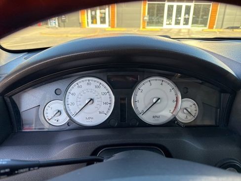 Used 2006 Chrysler 300 C image 19