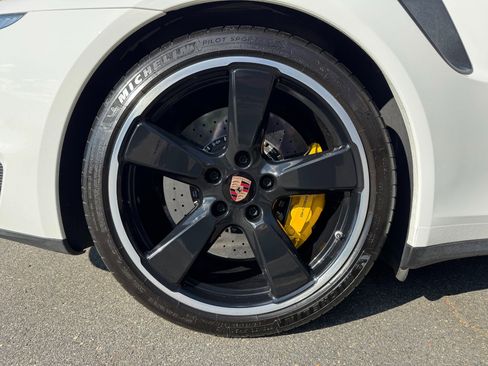 Used 2014 Porsche 911 Turbo S image 60