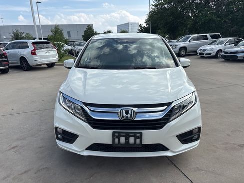 Used 2019 Honda Odyssey EX image 2