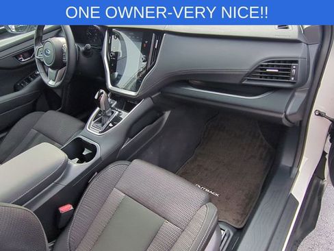 Used 2025 Subaru Outback Premium AWD/4WD image 37