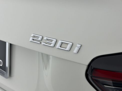 Used 2023 BMW 230i Coupe w/ Convenience Package RWD image 34