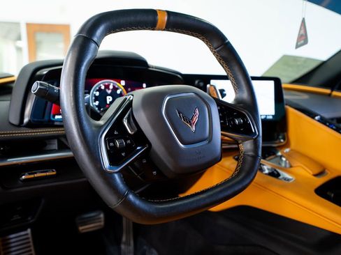 Used 2023 Chevrolet Corvette Stingray Preferred Cpe w/ Z51 Performance Package RWD image 29