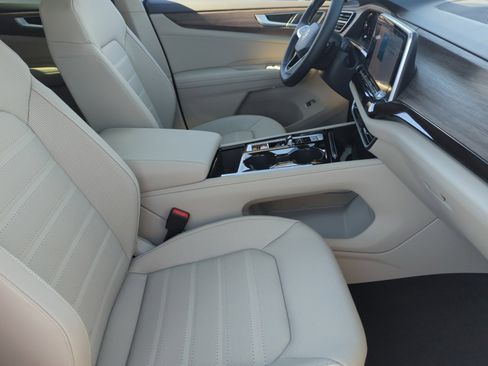 New 2026 Volkswagen Atlas SEL AWD/4WD image 19