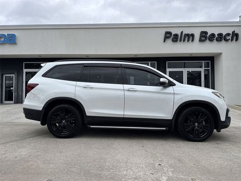 Used 2021 Honda Pilot Black Edition image 24