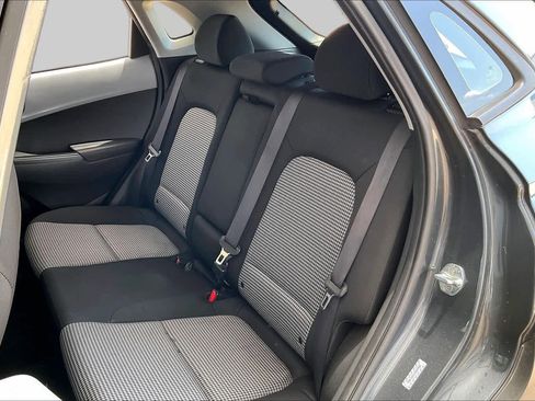 Used 2021 Hyundai Kona SE FWD image 19