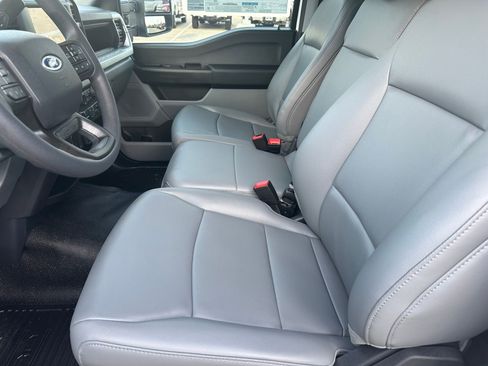 New 2025 Ford F350 XL w/ XL Chrome Package RWD image 24