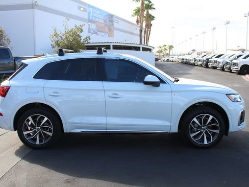 Used 2023 Audi Q5 2.0T Premium w/ Convenience Package AWD/4WD image 10