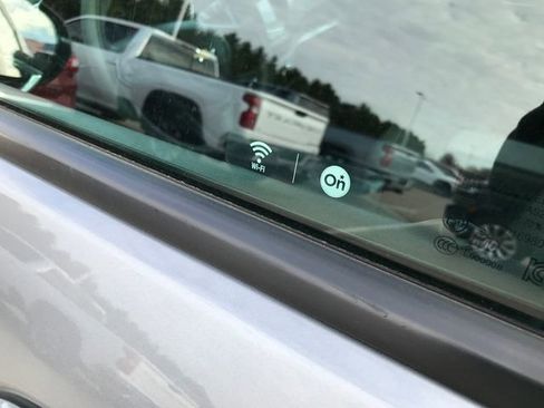 Used 2023 Chevrolet TrailBlazer LT image 5