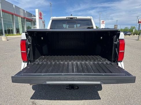 Certified 2024 Toyota Tacoma TRD Off-Road w/ TRD Off Road Upgrade Package AWD/4WD image 13