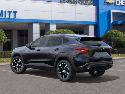 New 2026 Chevrolet Trax RS w/ Driver Confidence Package FWD image 3