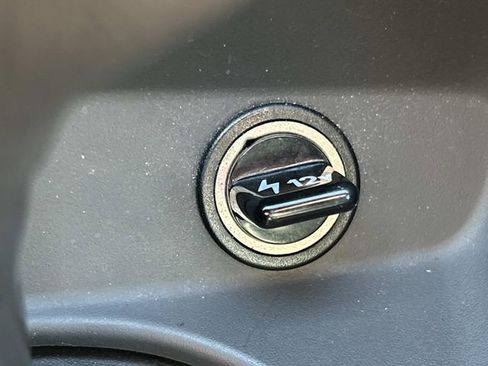Used 2001 Ford Mustang GT RWD image 30