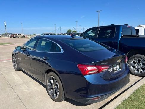 Used 2022 Chevrolet Malibu LT FWD image 5