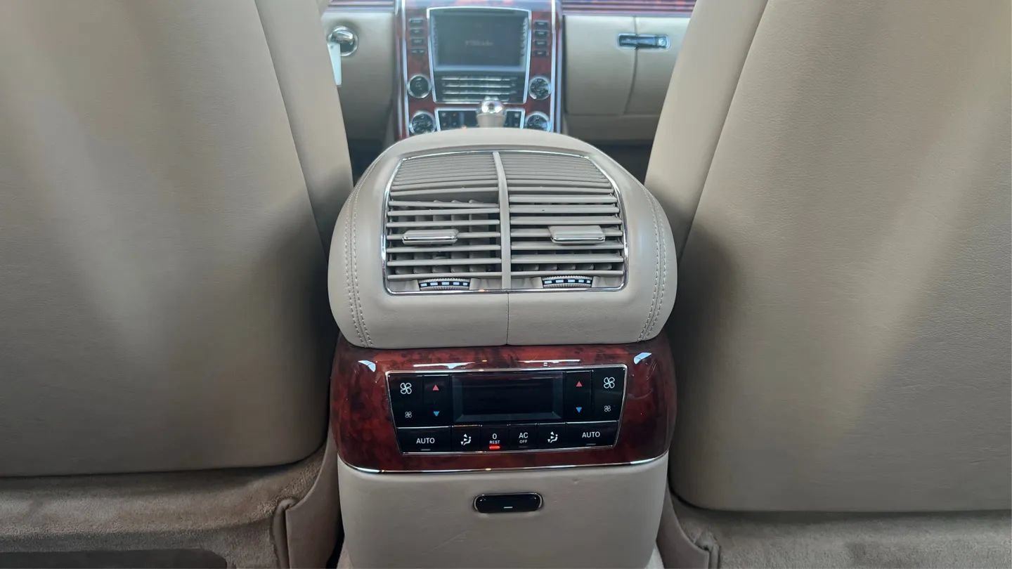 Used 2004 Maybach 57 RWD image 38