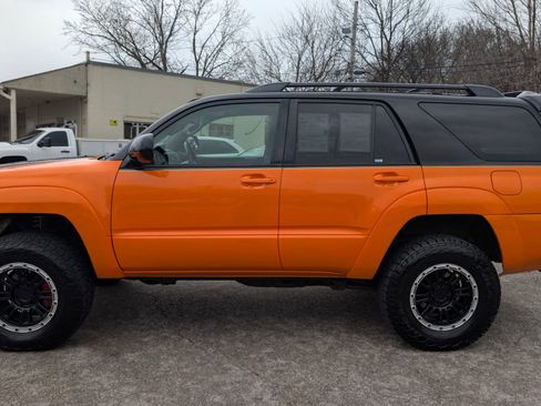 Used 2005 Toyota 4Runner Limited image 2