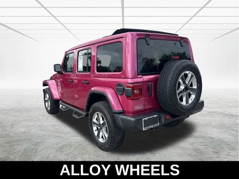 Certified 2022 Jeep Wrangler Unlimited Sahara w/ LED Lighting Group AWD/4WD image 7