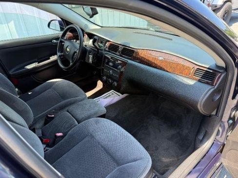Used 2012 Chevrolet Impala LS FWD image 9