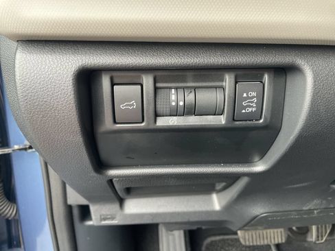 Certified 2025 Subaru Forester Premium w/ Convenience Package #2 AWD/4WD image 18
