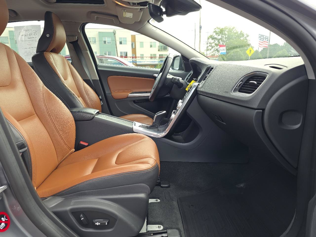 Used 2017 Volvo S60 T5 Inscription AWD/4WD image 18